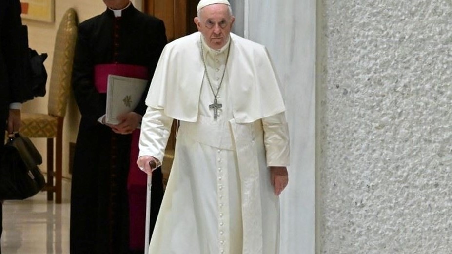 الحبر الأعظم في الفاتيكان