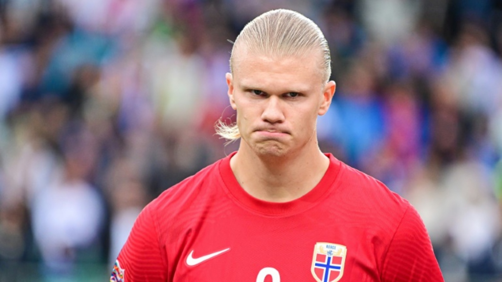 النروجي إرلينغ هالاند قبل المباراة ضد سلوفينيا في دوري الامم الاوروبية في 24 سبتمبر 2022