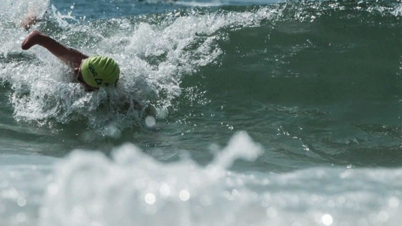إصابة ما لا يقل عن 57 سباح بالإسهال والقيء بعد السباحة في البحر خلال مرحلة المملكة المتحدة من بطولة العالم للترياتلون