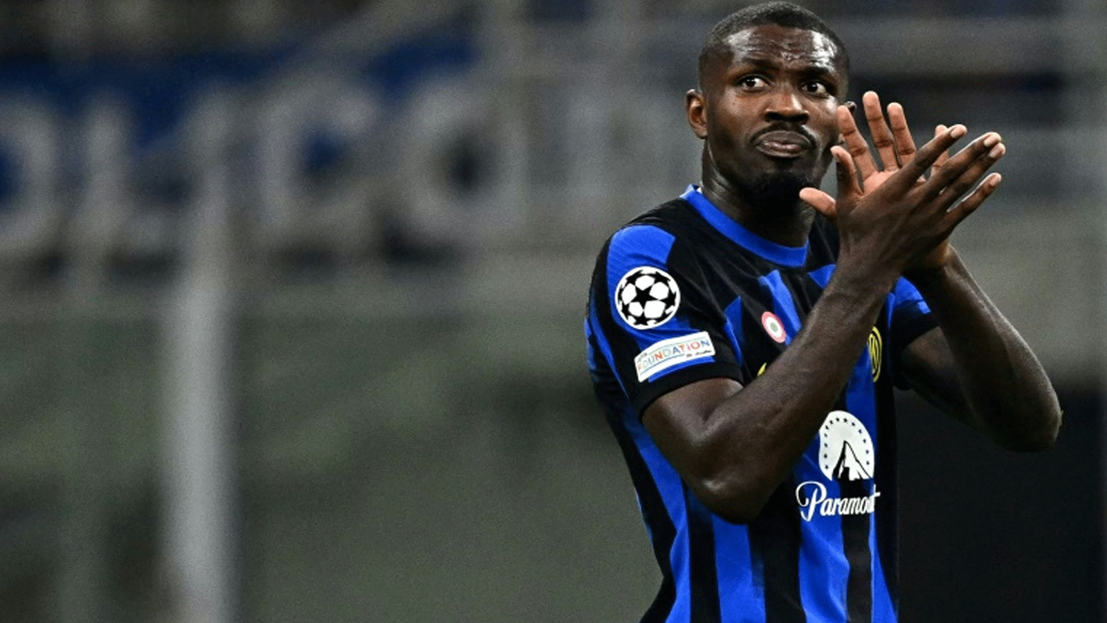 الفرنسي ماركوس تورام خلال مباراة فريقه انتر الايطالي مع ضيفه بنفيكا البرتغالي في دوري ابطال اوروبا لكرة القدم. ميلانو في 3 تشرين الاول/اكتوبر 2023