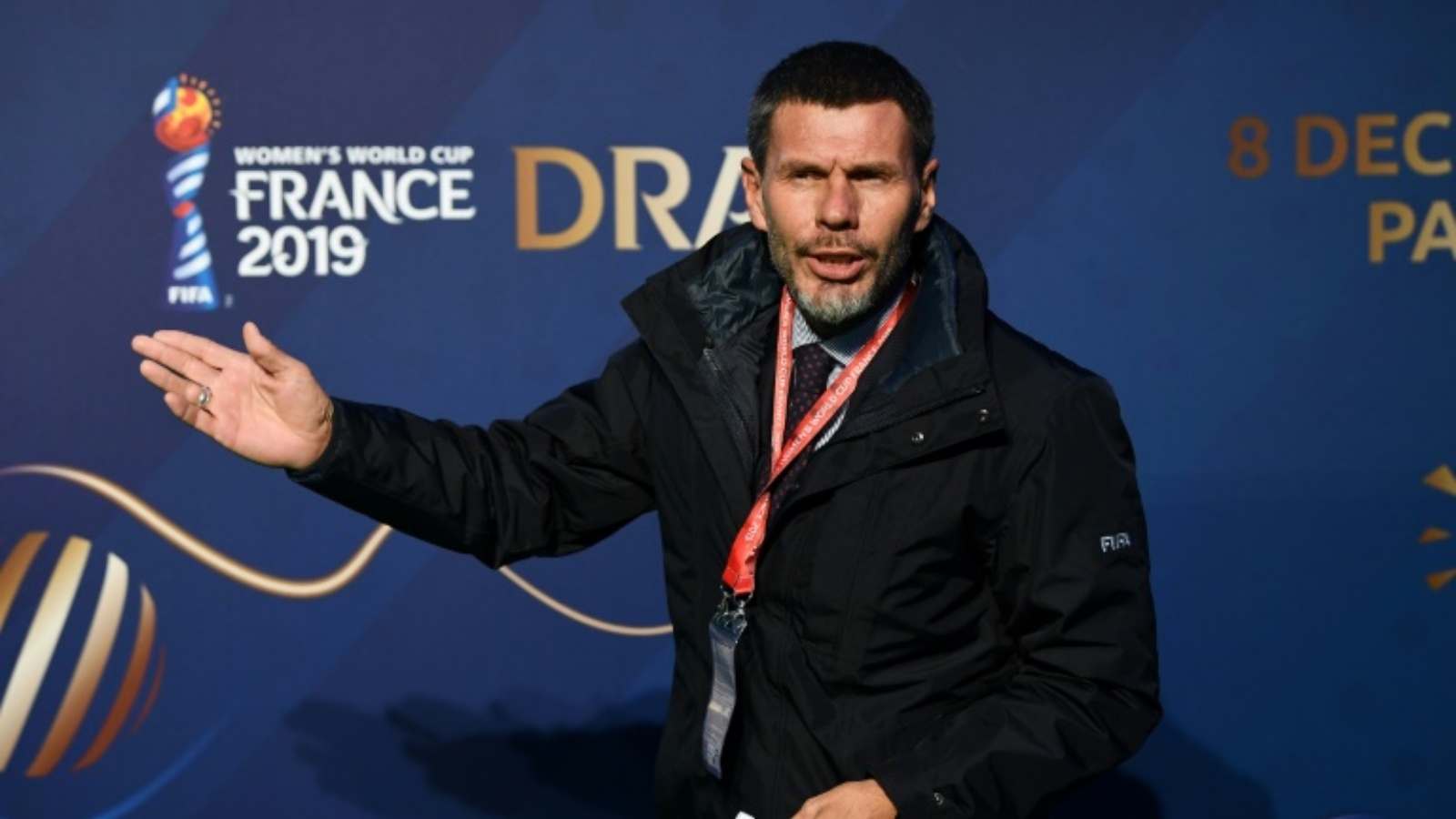 النجم الكرواتي السابق زفونيمير بوبان قبيل قرعة نهائيات كأس العالم 2019 للسيدات في كرة القدم. بولونيي-بيلانور، بالقرب من باريس، في 8 كانون الأول (ديسمبر) 2018