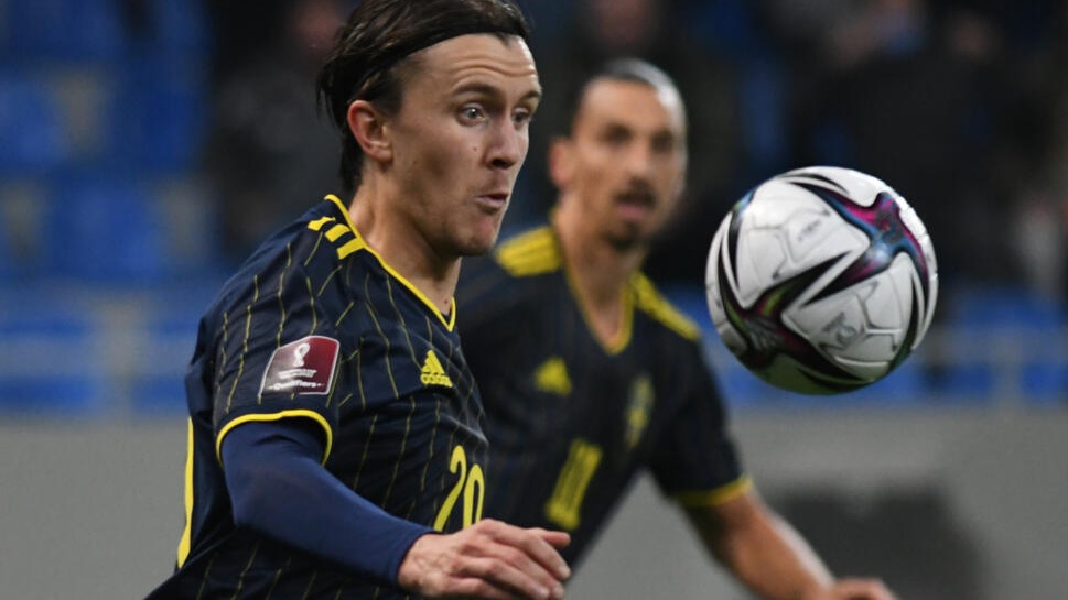 كريستوفر أولسون يلعب بقميص منتخب السويد أمام جورجيا، ضمن التصفيات المؤهلة إلى كأس العالم قطر 2022 