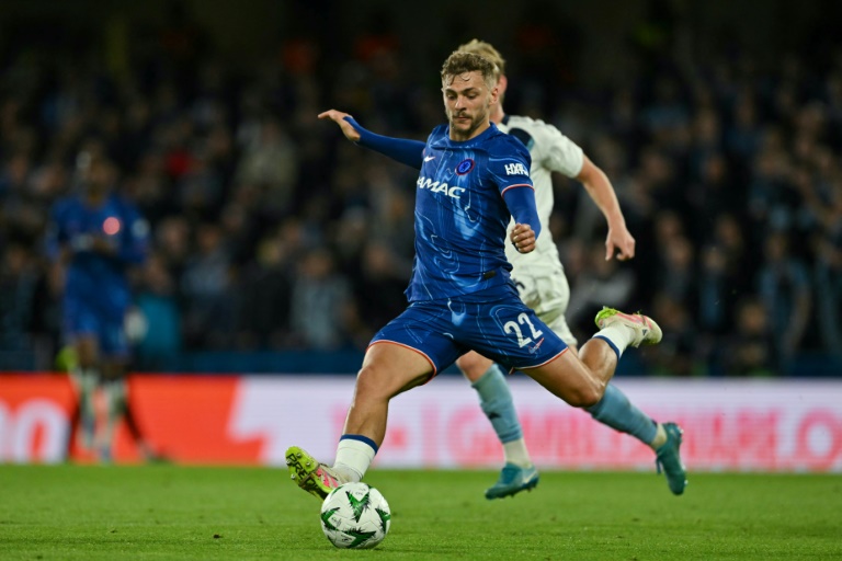 كيرنان ديوسبري هول صاحب هدف اللقاء الوحيد لتشلسي أمام ديورغاردن السويدي على ملعب ستامفورد بريدج في 8 ايار/مايو 2025