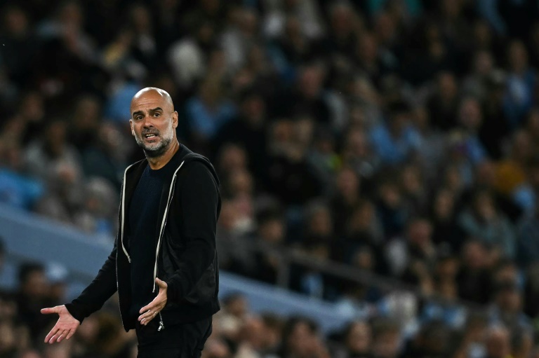 الإسباني بيب غوارديولا مدرب مانشستر سيتي خلال مواجهة بورنموث في الدوري الإنكليزي لكرة القدم. ملعب الاتحاد، مانشستر، في 20 أيار/مايو 2025