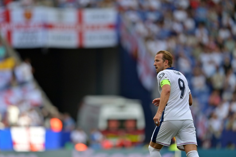 هاري كاين خلال مباراة إنكلترا وأندورا في تصفيات مونديال 2026 لكرة القدم. كورنيا دي لوبريغات، إسبانيا، في 7 حزيران/يونيو 2025