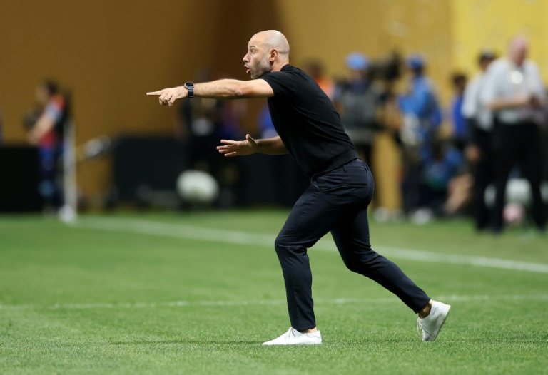 الأرجنتيني خافيير ماسشيرانو مدرب إنتر ميامي الأميركي في مواجهة بورتو البرتغالي، ضمن مسابقة كأس العالم للأندية بكرة القدم. أتلانتا، في 19 حزيران/يونيو 2025