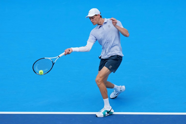الايطالي يانيك سينر يحقق فوزا سهلا على الكولومبي دانيال غالان في الدور الثاني لدورة سينسيناتي للالف نقطة في كرة المضرب