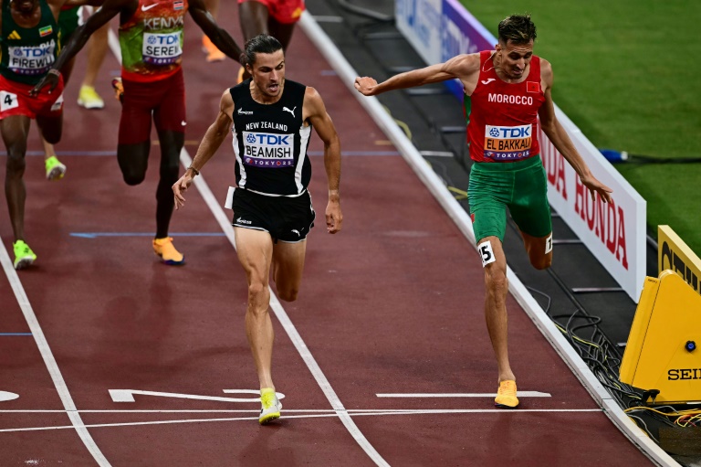صدم النيوزيلندي بيميش المغربي البقالي وأحرز ذهبية مونديال طوكيو 2025 في سباق 3 آلاف م موانع