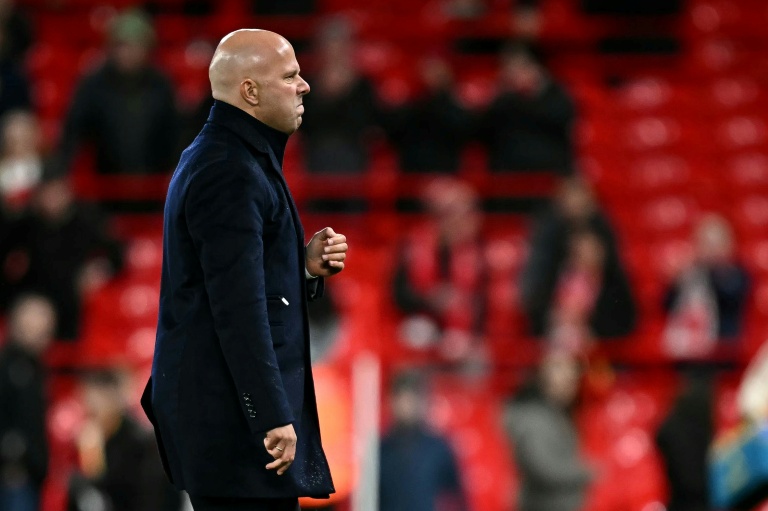 الهولندي أرنه سلوت مدرب ليفربول بعد خسارة فريقه أمام كريستال بالاس في الدور الرابع من كأس الرابطة في أنفيلد في ليفربول، شمال غرب إنكلترا في 29 تشرين الأول/أكتوبر 2025