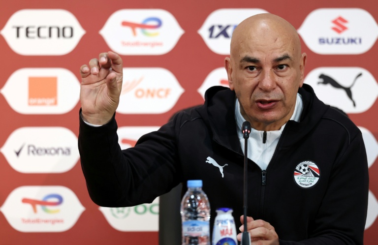 حسام حسن مدرب منتخب مصر في مؤتمر صحافي عشية مواجهة بنين في ثمن نهائي كأس الأمم الإفريقية لكرة القدم. أغادير، في 4 كانون الثاني/يناير 2025