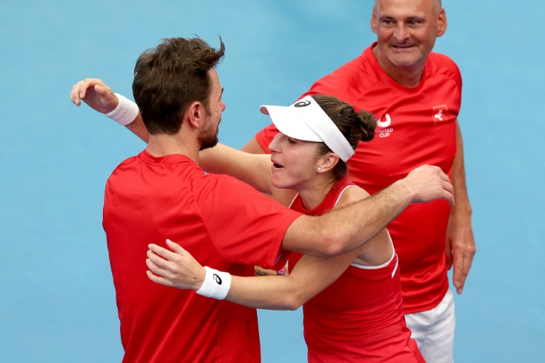 بنتشيتش وفافرينكا يحتفلان في سيدني