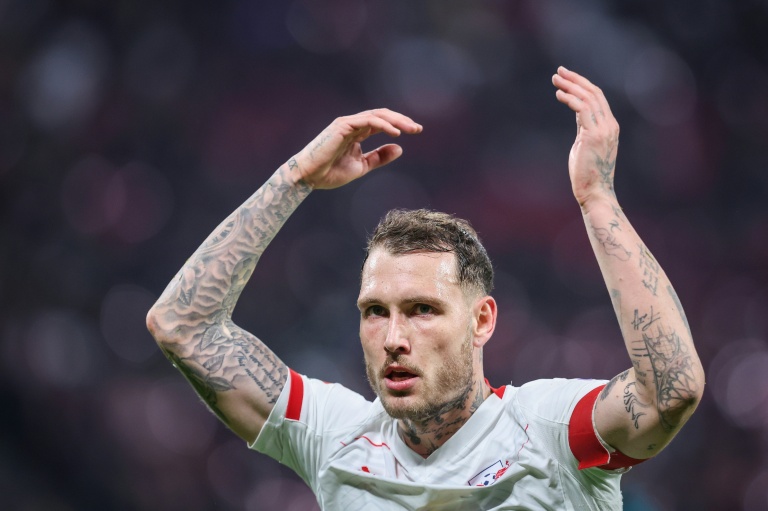 ديفيد راوم مدافع لايبزيغ خلال مباراة فريقه أمام فرايبورغ، شرق ألمانيا، في 14 كانون الثاني/يناير 2026