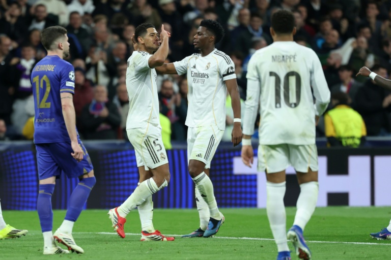 حقق ريال مدريد فوزا ساحقا على موناكو الفرنسي