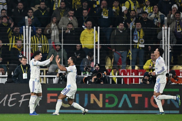 خلال احتفال جايدون سانشو بتسجيل هدف الفوز لاستون فيلا الانكليزي خلال مواجهة فنربهتشه ضمن الجولة السابعة من دور المجموعة لمسابقة الدوري الاوروبي لكرة القدم الخميس في 22 كانون الثاني/يناير 2026