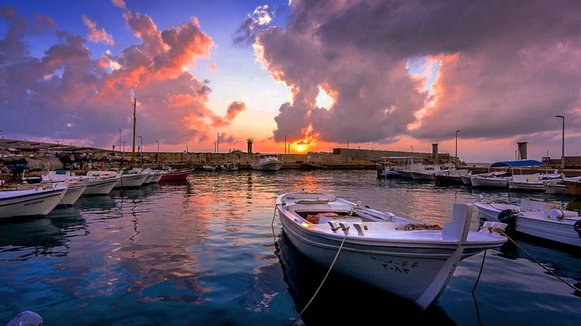 البترون عاصمة السياحة الأولى في لبنان تنبض فرحًا وحياة في كل الفصول