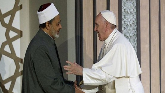 صداقة غير مسبوقة بين رأس الكنيسة الكاثوليكية وإمام الإزهر