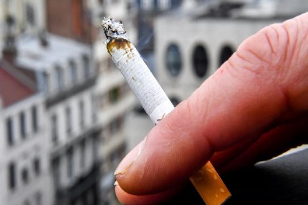 اختبار دم جديد قد يحد من خطر وفاة المدخنين بسرطان الرئة !