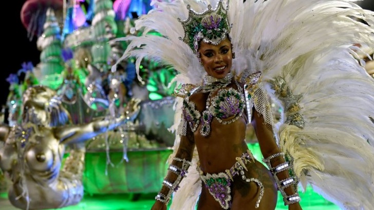 مهرجان الريو يشكل باب رزق للكثير من العائلات البرازيلية