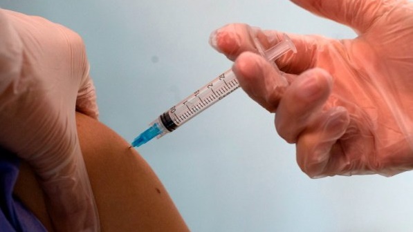 تم تطعيم أقل من مئة شخص في فرنس منذ انطلاق حملة التطعيم