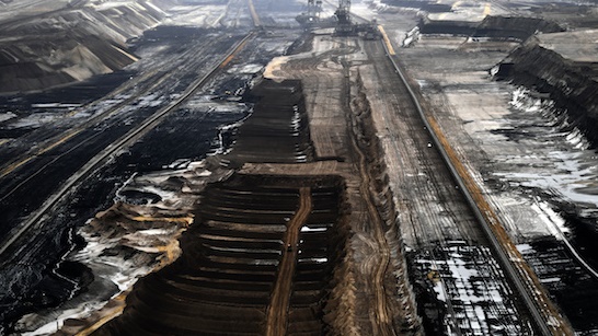 الماينا توقف عددا من محطات الطاقة التي تعمل بالفحم