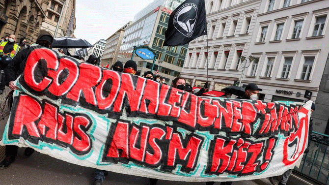 تتزايد تظاهرات معارضي القيود الصحية عنفا، على غرار احتجاج نظم السبت في مدينة كاسل في وسط ألمانيا تخللته مواجهات مع الشرطة