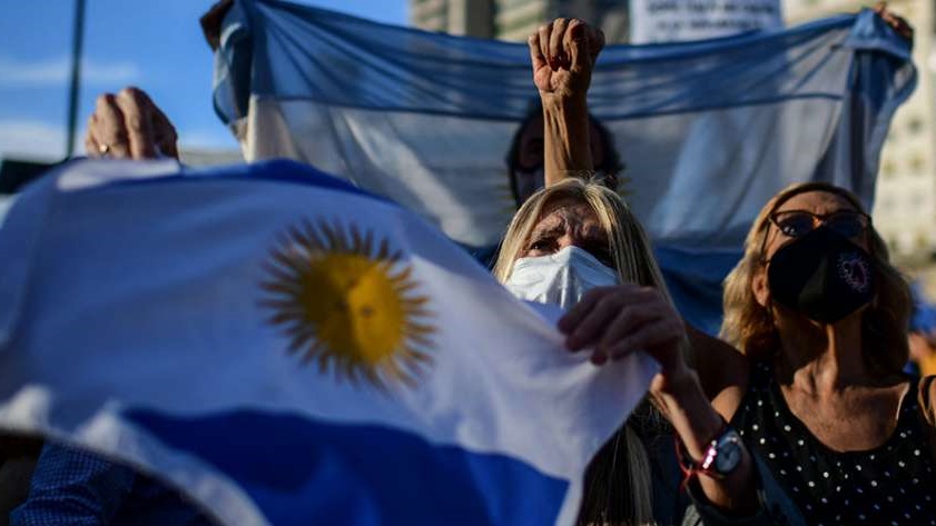 أعطت الأرجنتين 10,4 ملايين جرعة من اللقاح حتى الآن