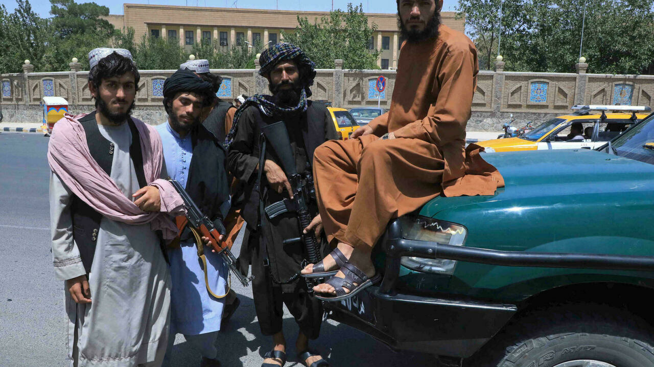 مقاتلون من طالبان في هرات في 14 آب/أغسطس 2021 