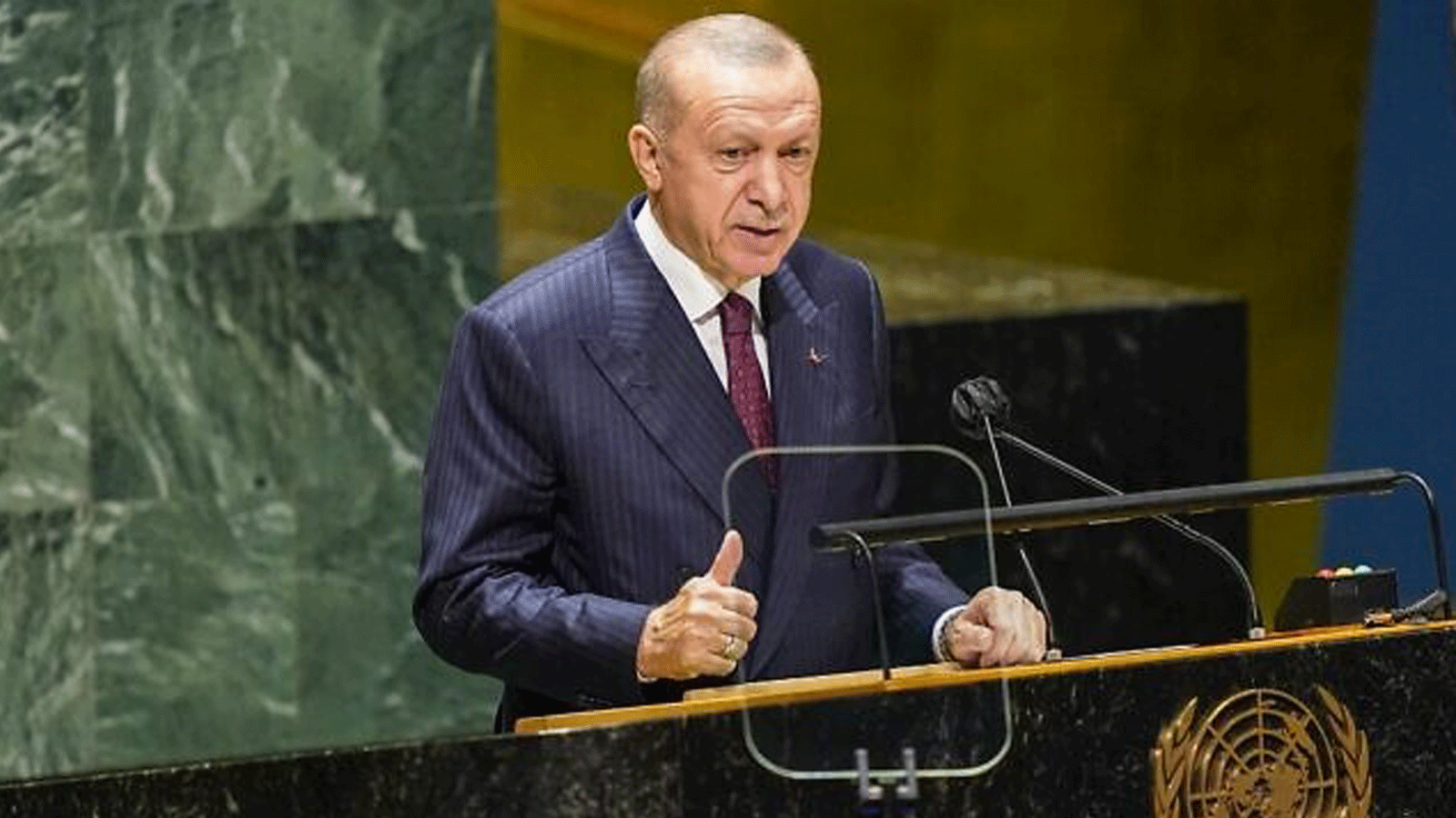  الرئيس التركي رجب طيب إردوغان يتحدث خلال التجمع السنوي في مدينة نيويورك للدورة 76 للجمعية العامة للأمم المتحدة، في 21 أيلول/ سبتمبر 2021.