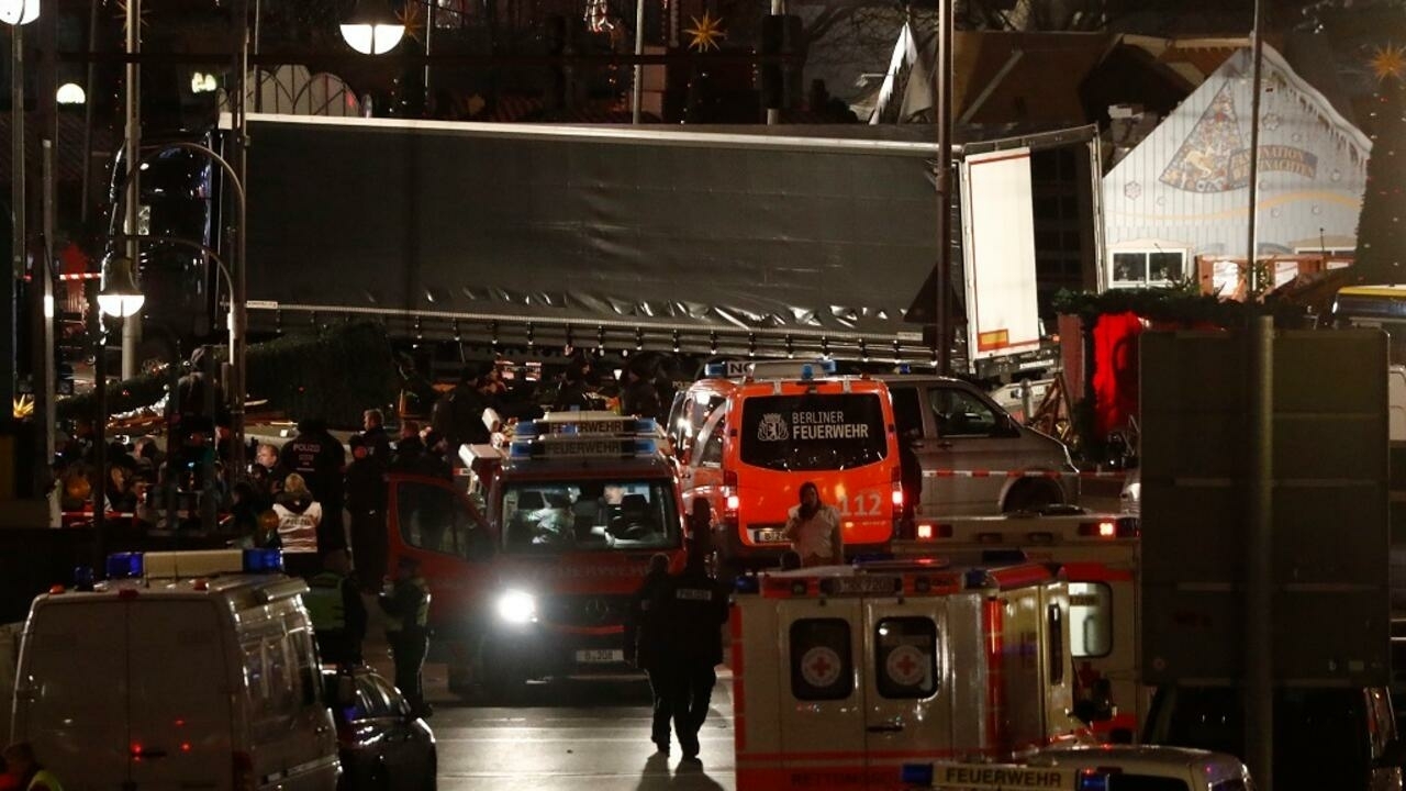 الشاحنة التي استخدمت في الهجوم على سوق للميلاد في العاصمة برلين