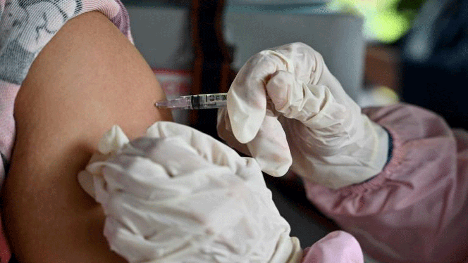 الولايات المتحدة توافق على جرعة رابعة من اللقاح ضد كوفيد لمن هم فوق الحمسين عاما
