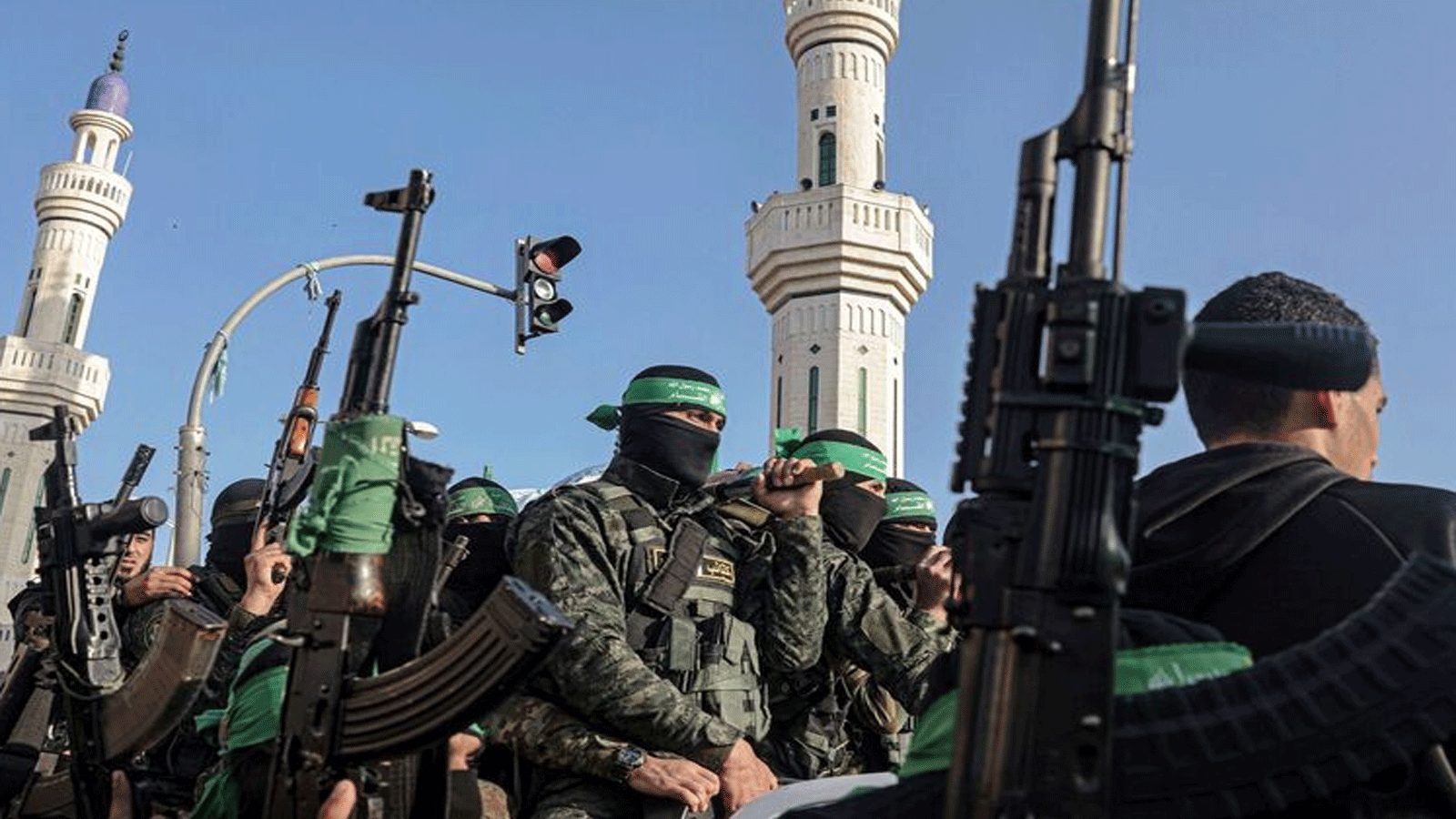 مقاتلون من حركة حماس الاسلامية في استعراض عسكري