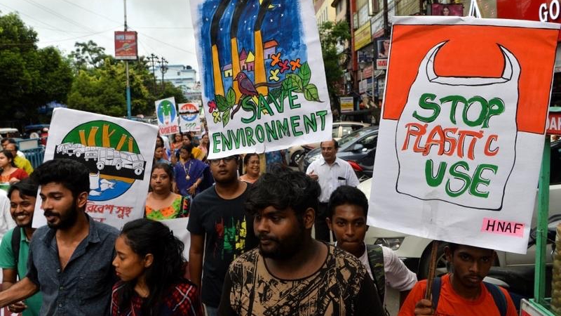 تظاهرة لدعاة حماية البيئة في الهند في صورة تعود إلى العام 2019