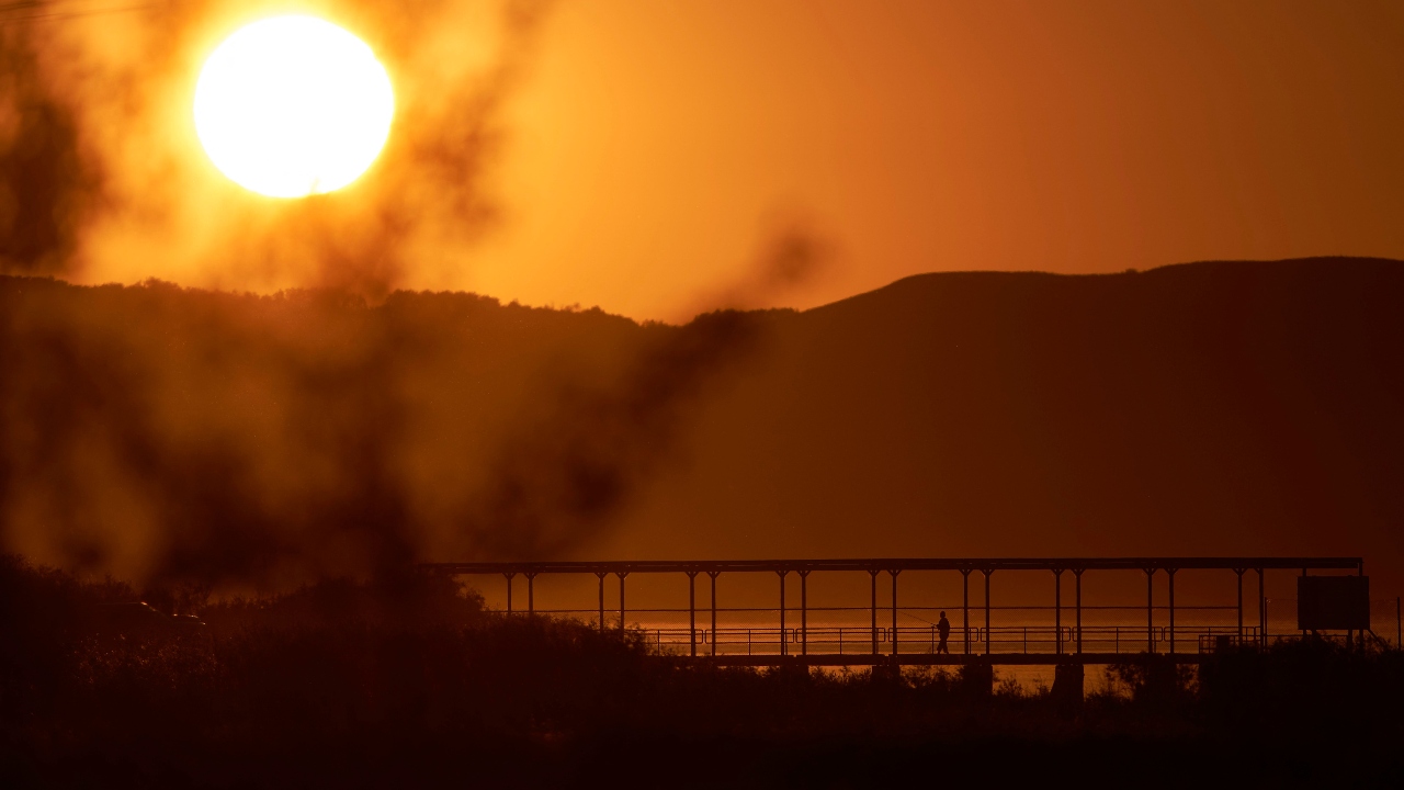 موجات ارتفاع الحرارة مرشحة للاستمرار طويلًا