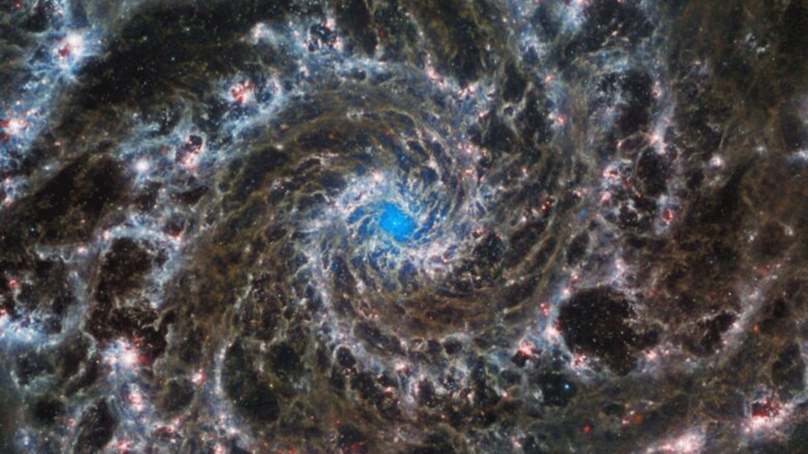  تلسكوب جيمس ويب الفضائي يلتقط صورة جديدة لما يسمى مجرة ​​