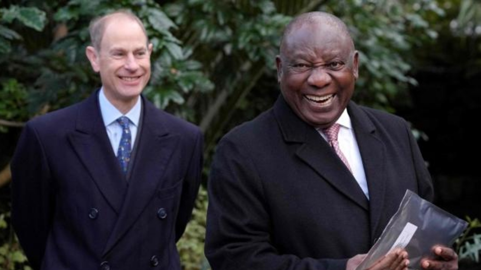 رئيس جنوب أفريقيا والأمير إدوارد خلال زيارة حدائق كيو 