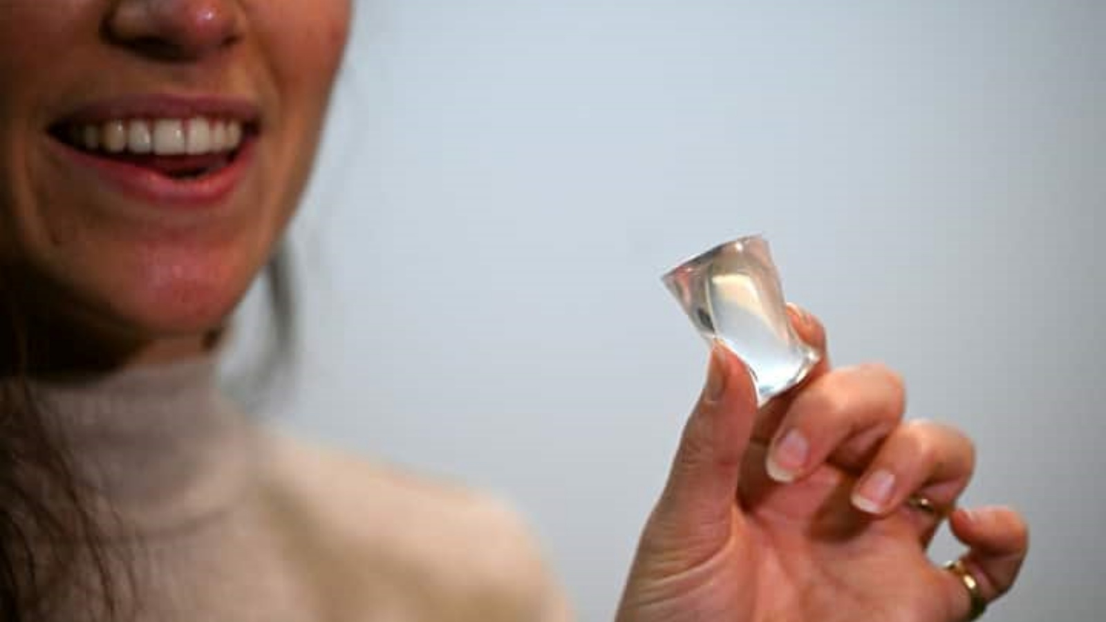 أغلفة مصنوعة على شكل فقاعة صالحة للأكل تسمى "أوهو"