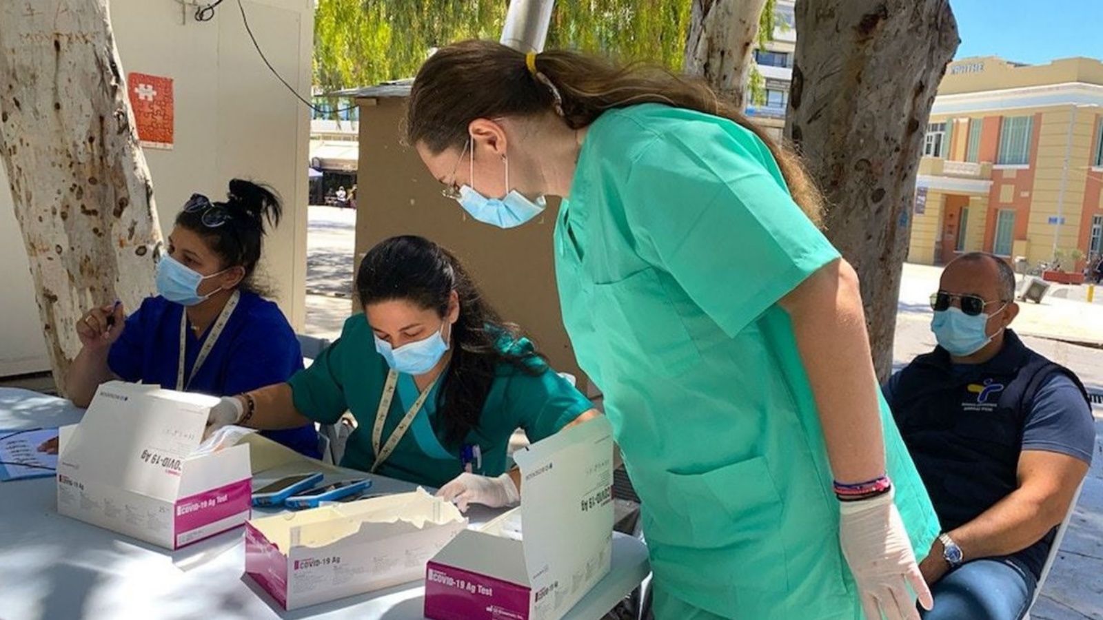 ممرضات في اليونان