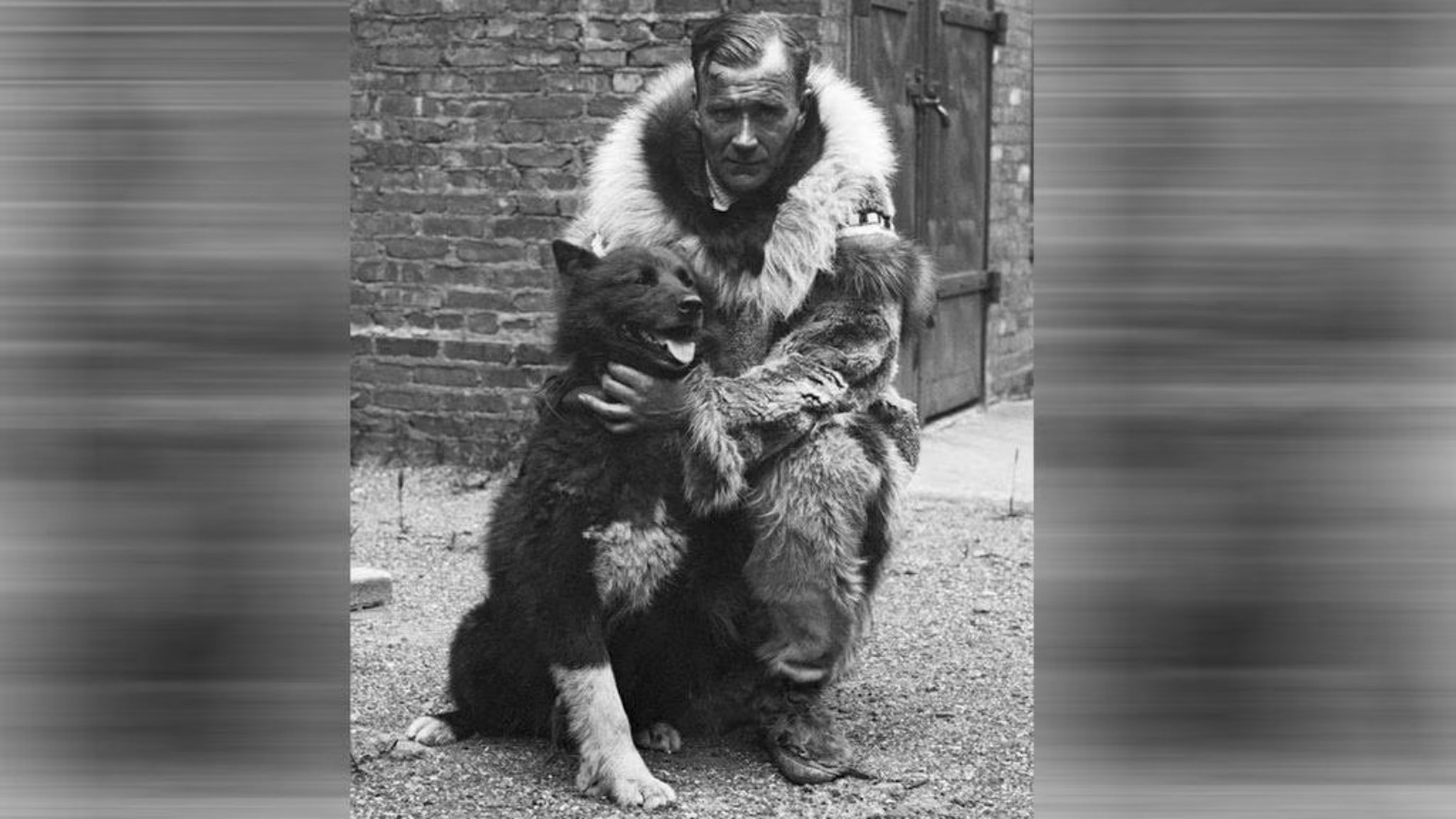 جونار كاسن وكلبه بالتو عام 1925