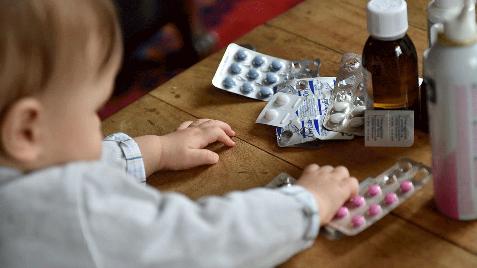دراسة تنبّه لمخاطر تناول الأطفال للمضادات الحيوية