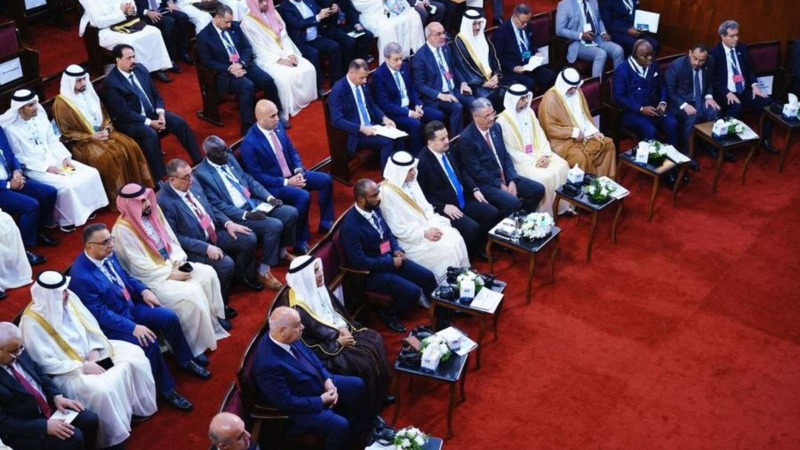 وفد دول منظمة اوبك المشاركة في احتفالية الذكرى 63 لتأسيس المنظمة في بغداد (رسمي)