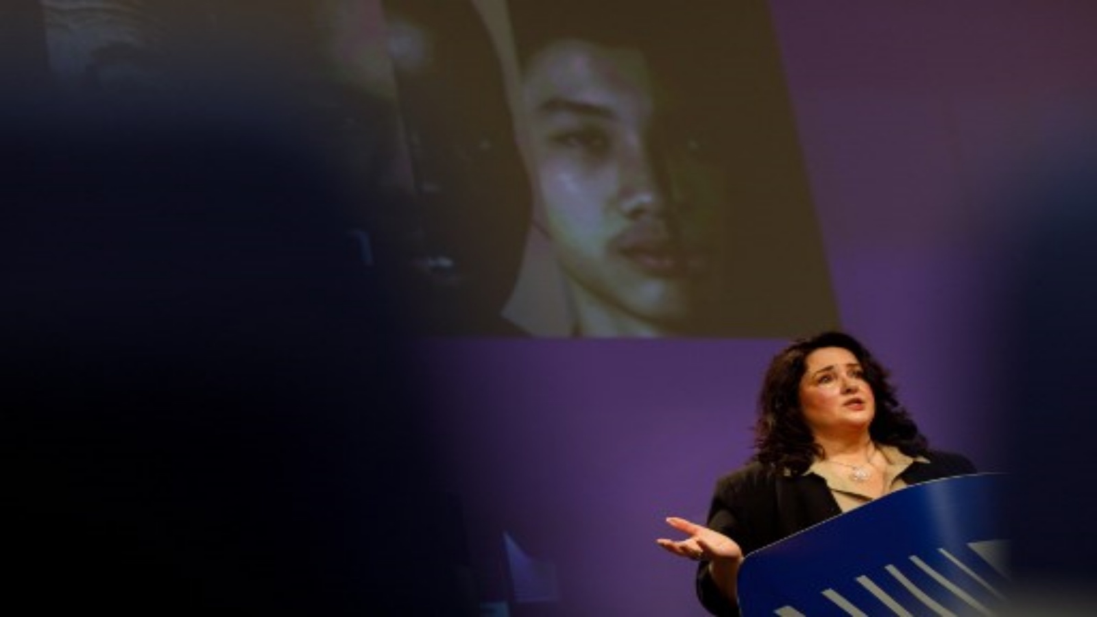 المفوضة الأوروبية للمساواة هيلينا دالي تشارك في مؤتمر إعلامي حول خطة عمل الاتحاد الأوروبي لمكافحة العنصرية في مقر الاتحاد الأوروبي في بروكسل ، في 18 سبتمبر 2020.