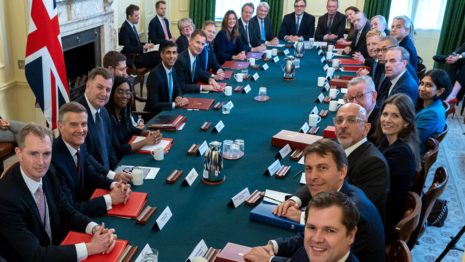مجلس الوزراء البريطاني في احدى جلساته برئاسة سوناك