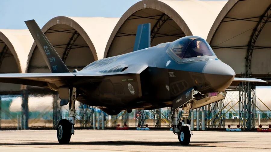 طائرة أميركية مقاتلة من طراز F-35