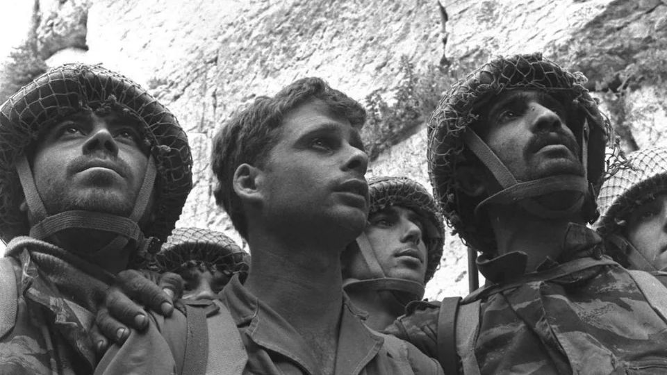 جنود إسرائيليون في القدس في حزيران (يونيو) 1967