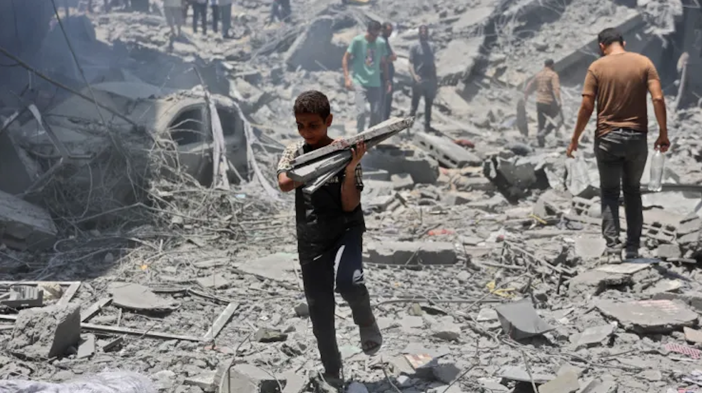 دمار خلفه قصف إسرائيل على قطاع غزة
