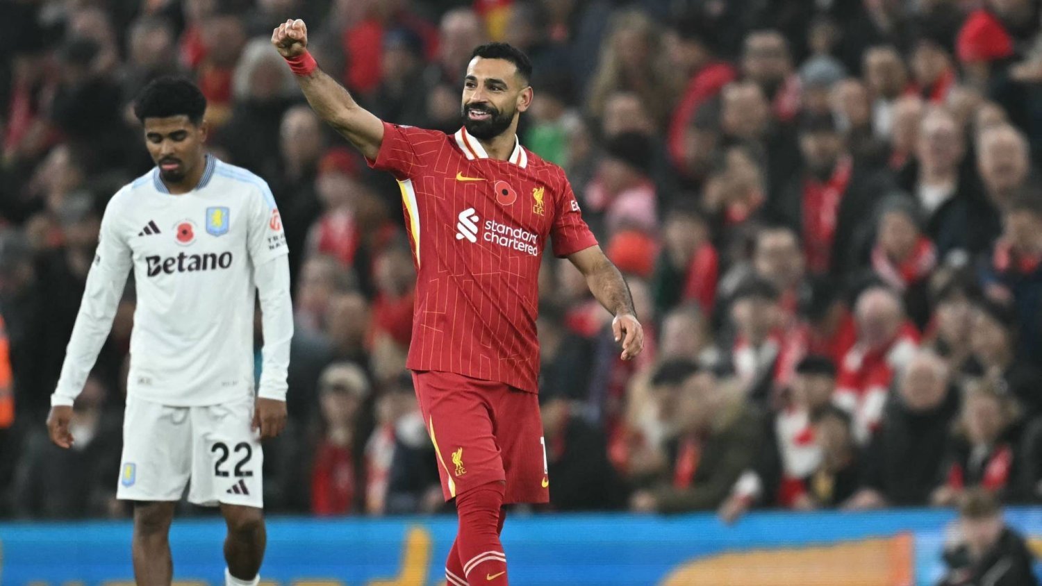 محمد صلاح قائد منتخب مصر ونجم نادي ليفربول الإنجليزي