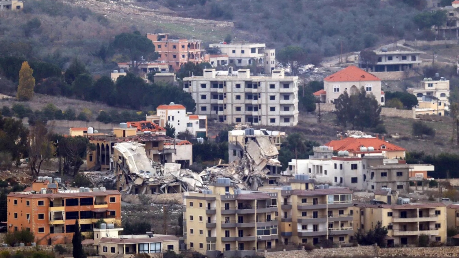 مبان مدمرة في بلدة الخيام في جنوب لبنان نتيجة الصراع بين الجيش الإسرائيلي وحزب الله