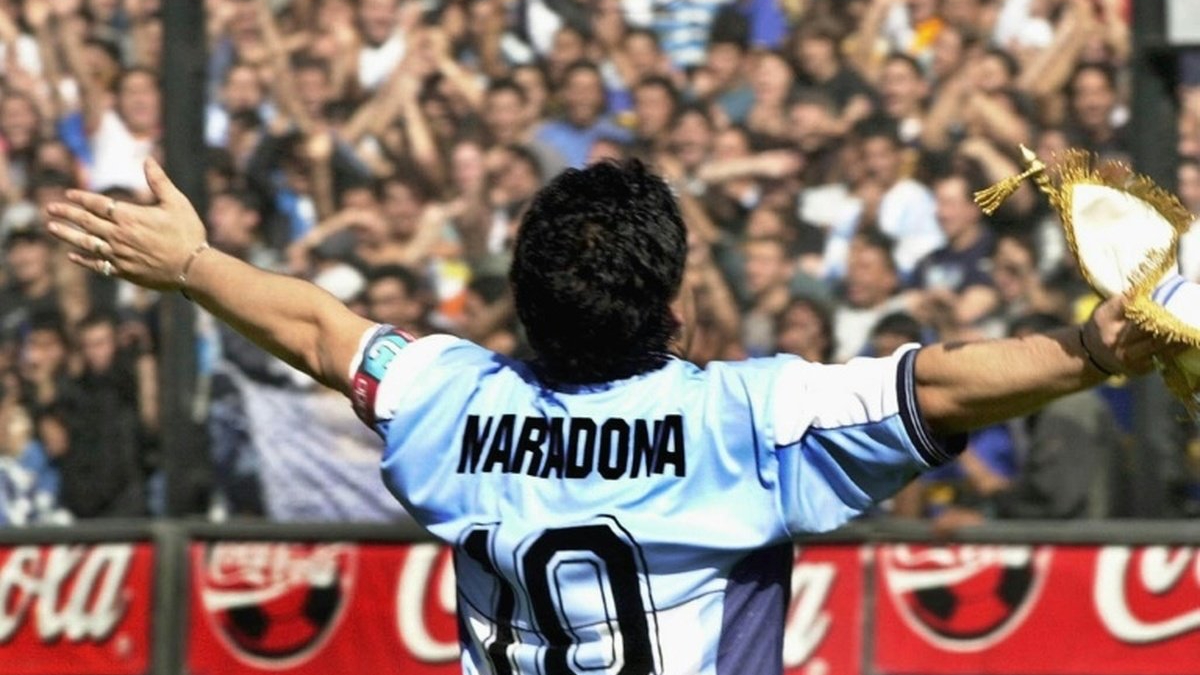 النجم الأرجنتيني الراحل دييغو مارادونا