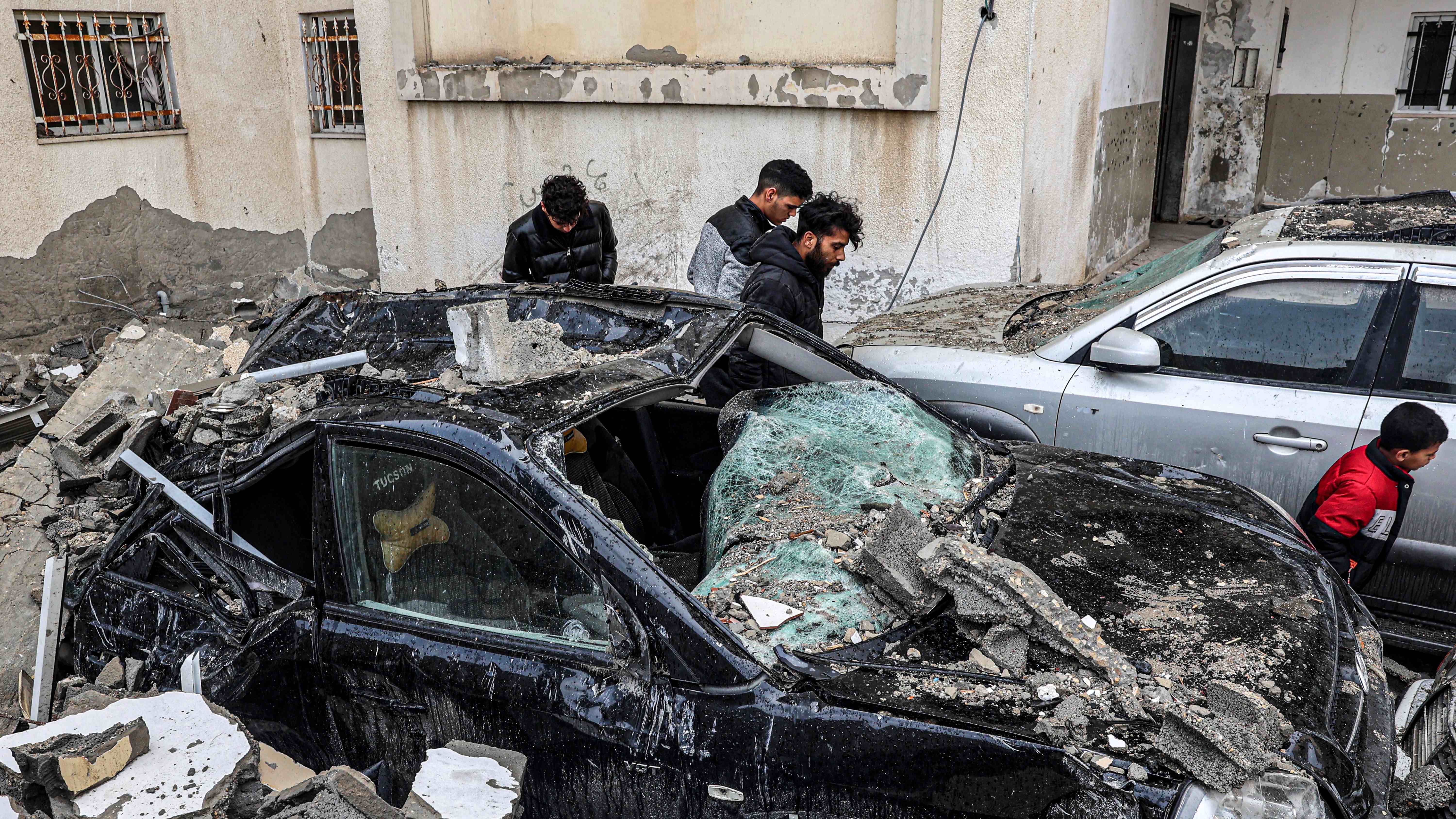 إسرائيل عازمة على المضي قدمًا في أعمال القصف والتدمير