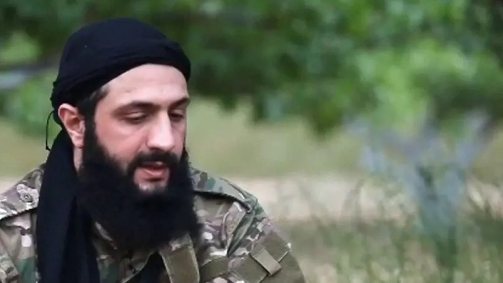 الرئيس السوري أحمد الشرع الذي كان يعرف باسم أبو محمد الجولاني